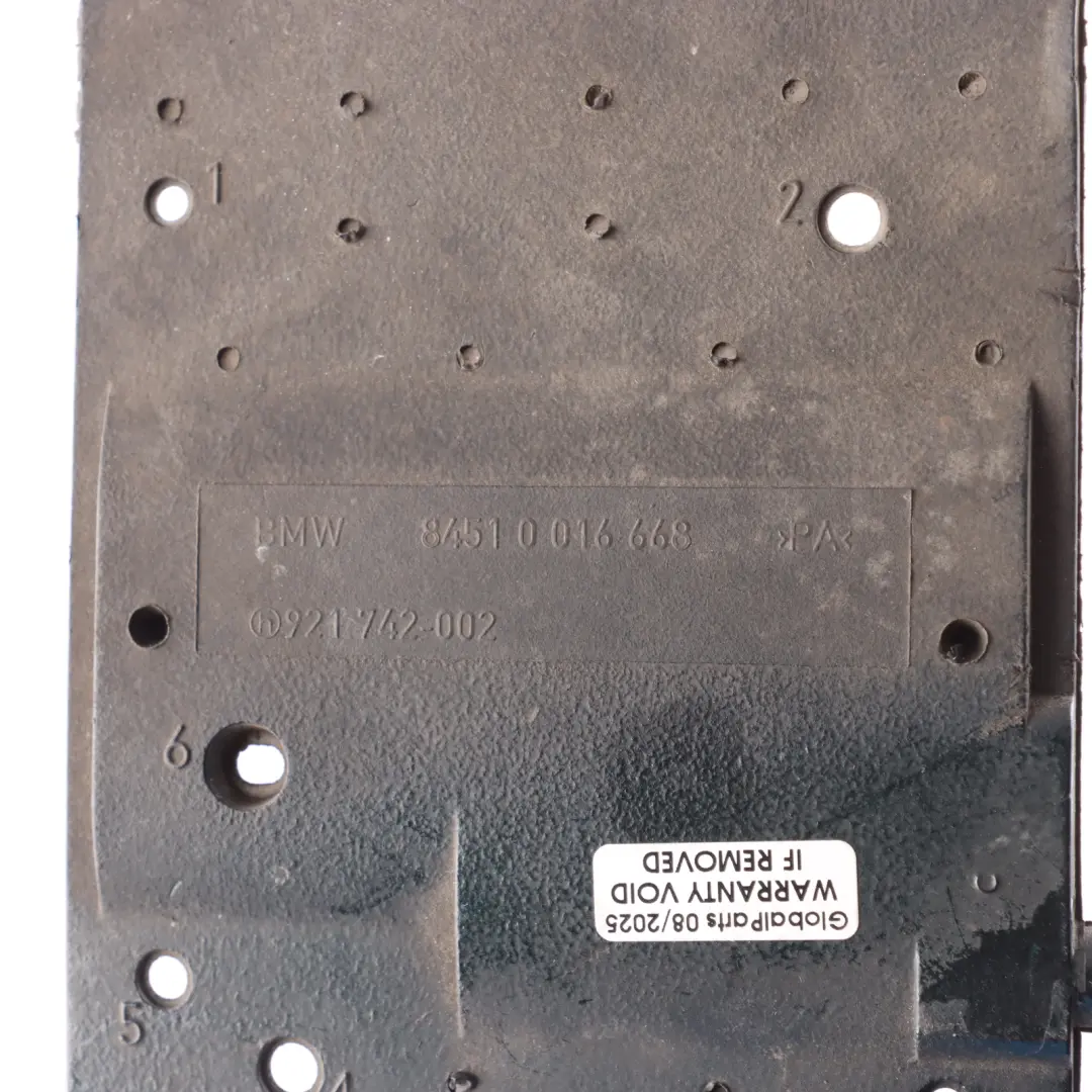 Bumper Dualband Aerial Antenna 0016668 to BMW E36 E46 E38 E39 X5 E53 with Part number 0016669 BMW E36 E46 E38 E39 X5 E53 Bumper Dualband Aerial Antenna 0016668 - SKU 0016669 - Part number 0016669