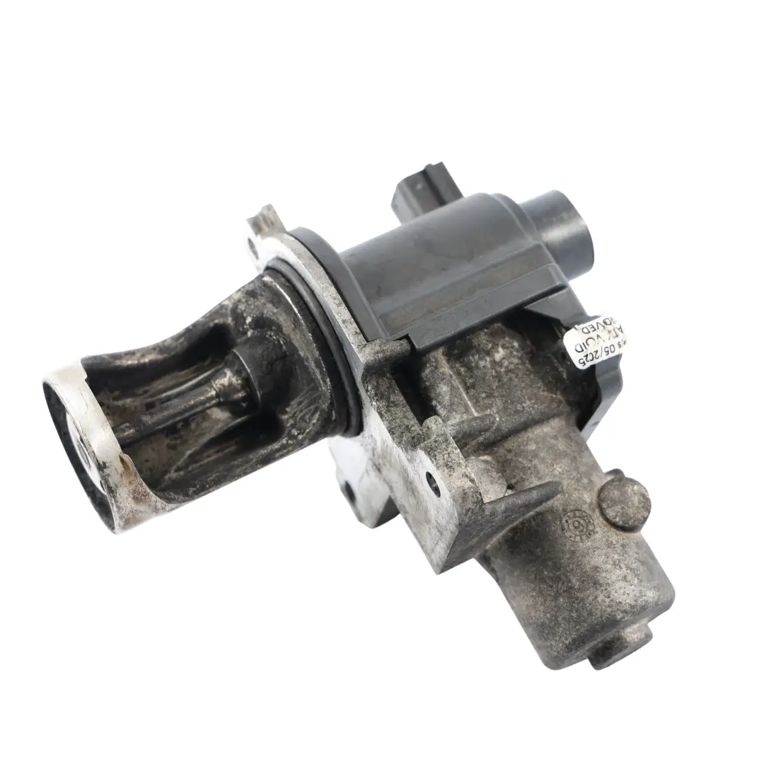 Audi A4 B7 EGR Exhaust Recirculation Valve 2.0 TDI Diesel Engine 038131501AD - SKU 038131501BF - Part number 038131501BF