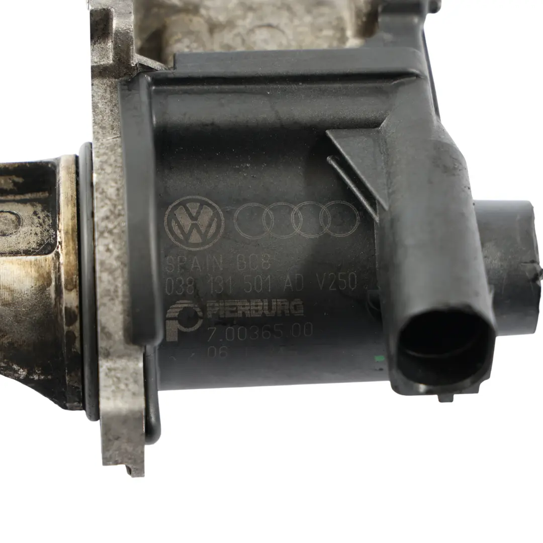 Soupape Recirculation Gaz Échappement 2.0 TDI Diesel 038131501AD pour Audi A4 B7 EGR à propos du numéro de pièce 038131501BF Audi A4 B7 EGR Soupape Recirculation Gaz Échappement 2.0 TDI Diesel 038131501AD - SKU 038131501BF - Numéro de pièce 038131501BF