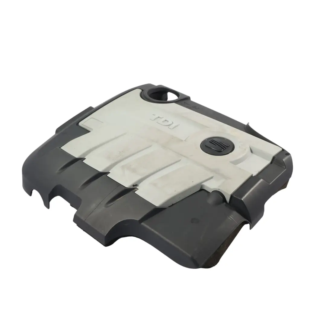 1P Osłona Pokrywa Silnika Wygłuszenie 2.0 TDI Diesel do Seat Leon o numerze 03L103925AP Seat Leon 1P Osłona Pokrywa Silnika Wygłuszenie 2.0 TDI Diesel - SKU 03L103925AP - Numer Części 03L103925AP