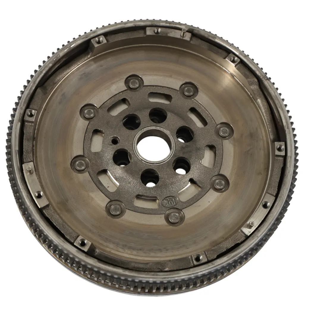 Volano Frizione Piatto Pressione Set Frizione 1.9 TDI per Audi A3 8P con numero di parte 03L105266E Audi A3 8P Volano Frizione Piatto Pressione Set Frizione 1.9 TDI - SKU 03L105266E - Numero di parte 03L105266E