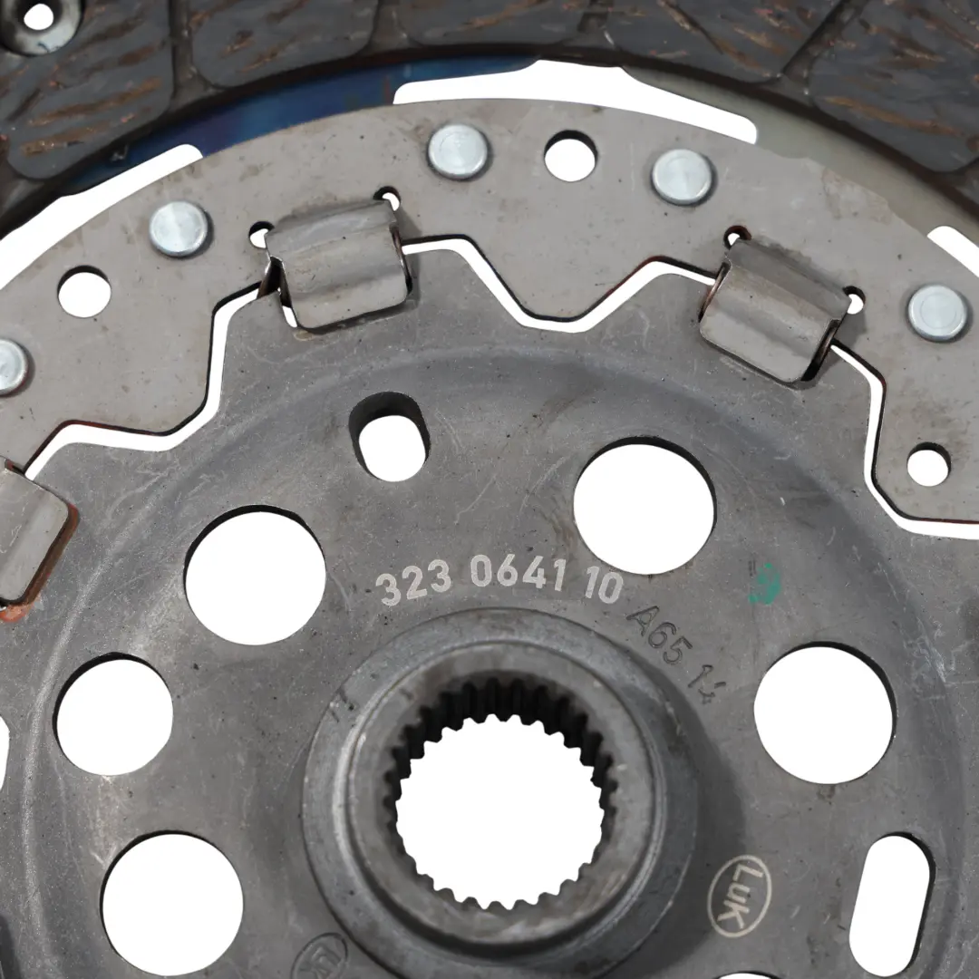 Audi A3 8P Volano Frizione Piatto Pressione Set Frizione 1.9 TDI - SKU 03L105266E - Numero di parte 03L105266E