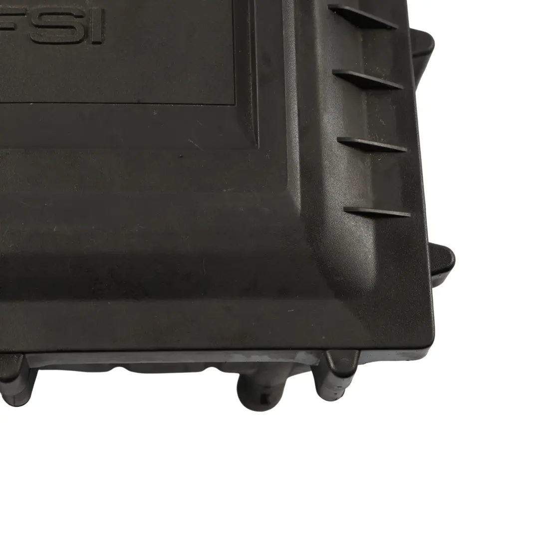 Audi A1 8X Luft Filter Kasten Gehäuse Deckel 1.0 TFSI Benzin Motor - SKU 04C129601F - Teilenummer 04C129601F