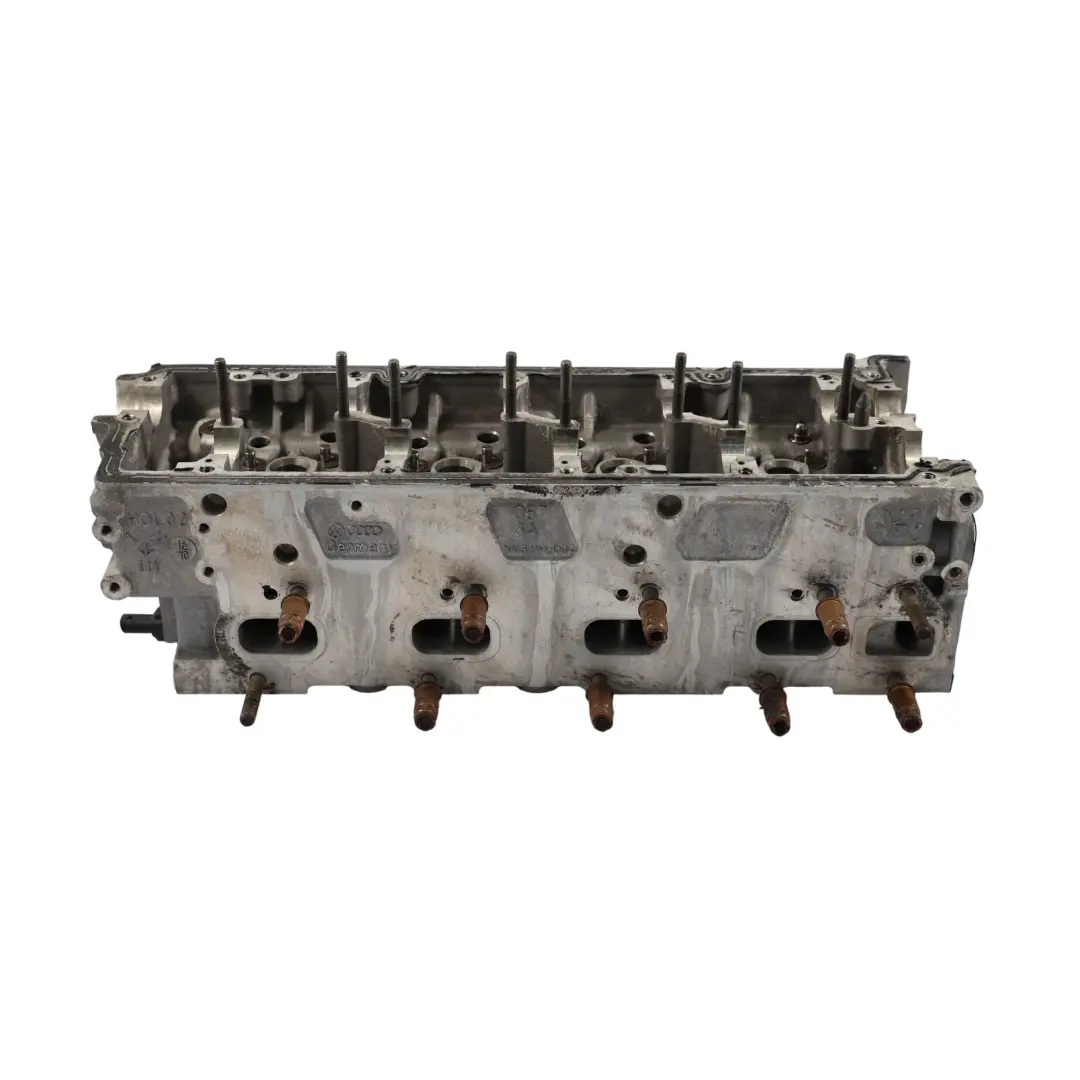 Culasse Cyl. 5-8 4.2 TDI Diesel Engine pour Audi A8 D4 à propos du numéro de pièce 057103063CA Audi A8 D4 Culasse Cyl. 5-8 4.2 TDI Diesel Engine - SKU 057103063BN - Numéro de pièce 057103063CA