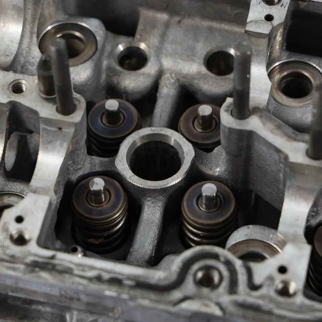 Audi A8 D4 Culata Cil. 5-8 4.2 TDI Motor Diesel - SKU 057103063BN - Número de pieza 057103063CA