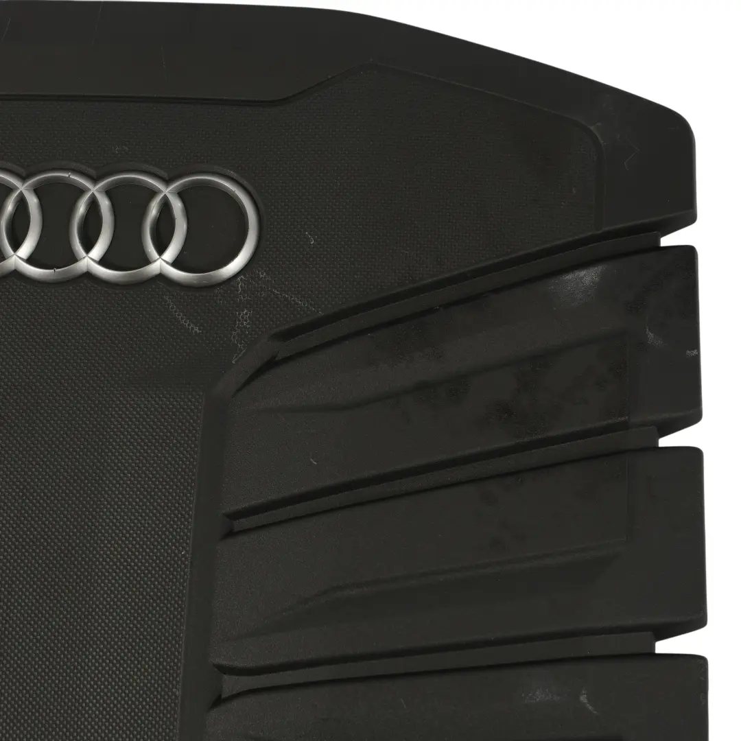 Aislamiento Cubierta Motor 2.0 TDI para Audi A6 C8 A5 F5 Diesel con número de pieza 05L103925D Audi A6 C8 A5 F5 Diesel Aislamiento Cubierta Motor 2.0 TDI - SKU 05L103925D - Número de pieza 05L103925D