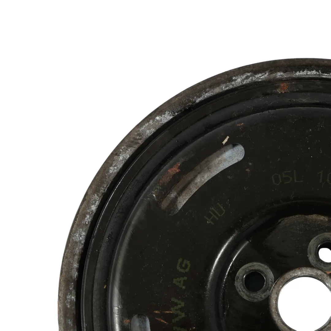 Puleggia Cinghia Distribuzione Albero Gomiti 2.0 TDI per Audi A6 C8 A4 B9 con numero di parte 05L105251C Audi A6 C8 A4 B9 Puleggia Cinghia Distribuzione Albero Gomiti 2.0 TDI - SKU 05L105251C - Numero di parte 05L105251C