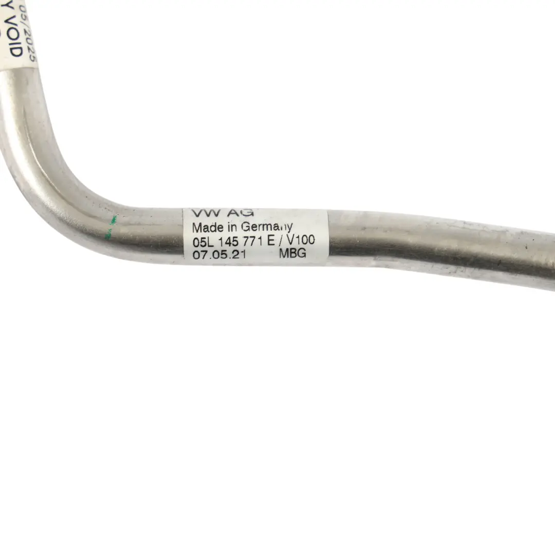 Przewód Rurka Wąż Oleju Turbo 2.0 TDI do Audi A4 B9 Q5 FY A6 C8 o numerze 05L145771E Audi A4 B9 Q5 FY A6 C8 Przewód Rurka Wąż Oleju Turbo 2.0 TDI - SKU 05L145771E - Numer Części 05L145771E