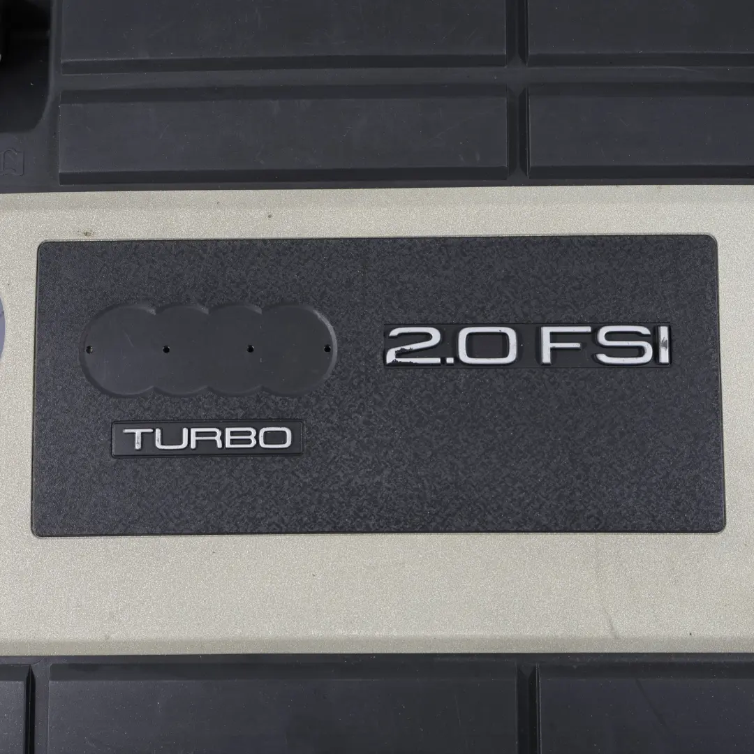 Górna Osłona Pokrywa Silnika do Audi TT 8J A3 8P 2.0 TFSI o numerze 06F133837S Audi TT 8J A3 8P 2.0 TFSI Górna Osłona Pokrywa Silnika - SKU 06F133837S-1 - Numer Części 06F133837S