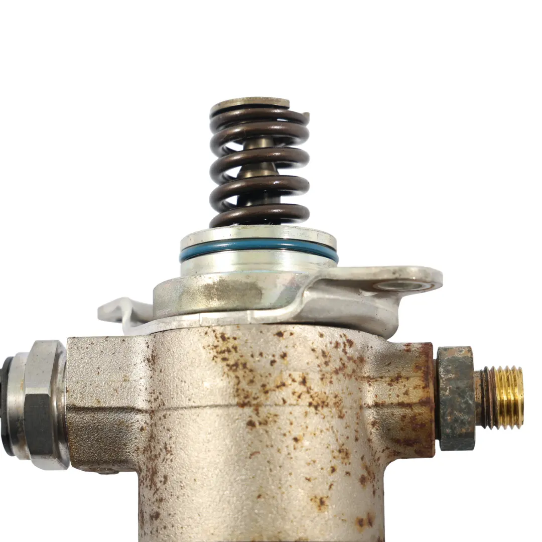 Gasolina Bomba Combustible De Alta Presión para Audi A4 B8 A5 8T 2.0 TFSI con número de pieza 06J127025J Audi A4 B8 A5 8T 2.0 TFSI Gasolina Bomba Combustible De Alta Presión - SKU 06J127025J - Número de pieza 06J127025J