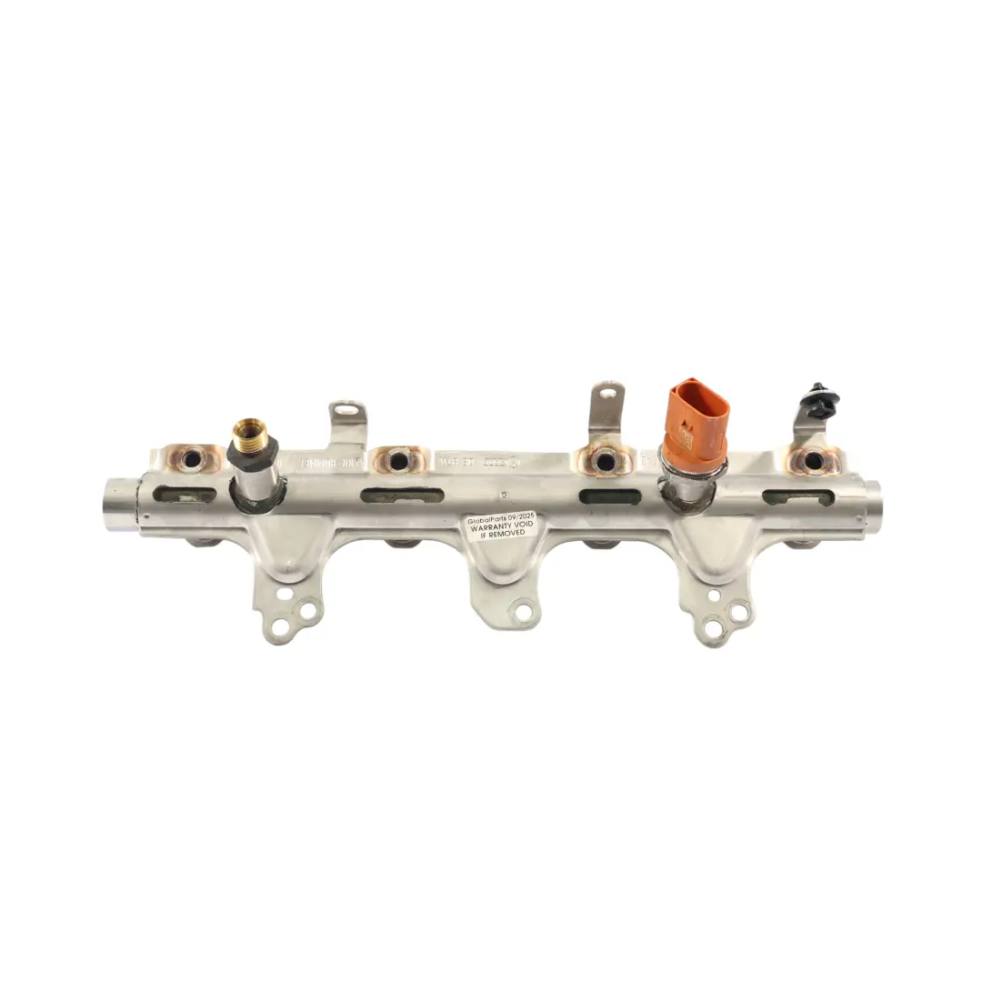 Audi A4 B8 2.0 TFSI Benzin Kraftstoff System Einspritz Schiene - SKU 06J133317AB - Teilenummer 06J133317AB