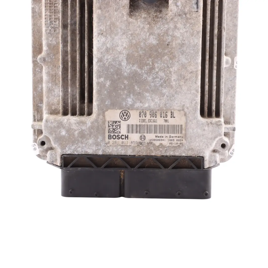 VW Volkswagen Touareg 2.5 TDI BAC Engine Control Unit ECU Automatic - SKU 070906016BL - Part number 070906016BL