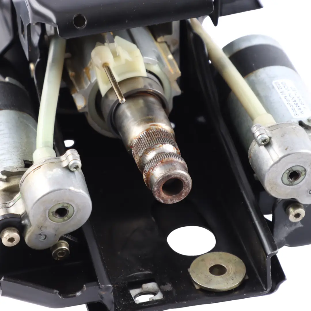 Colonne De Direction Electrique Transmission Automatique pour BMW E53 à propos du numéro de pièce 1094265 BMW E53 Colonne De Direction Electrique Transmission Automatique - SKU 1094265 - Numéro de pièce 1094265