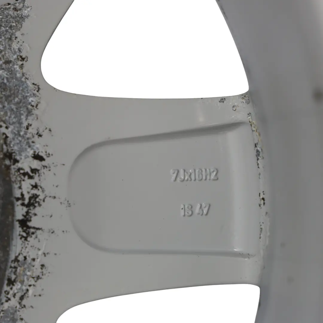 Felga Aluminiowa Srebrna 16" 7J ET:47 do BMW E36 E46 o numerze 1094498 BMW E36 E46 Felga Aluminiowa Srebrna 16" 7J ET:47 - SKU 1094498-2 - Numer Części 1094498