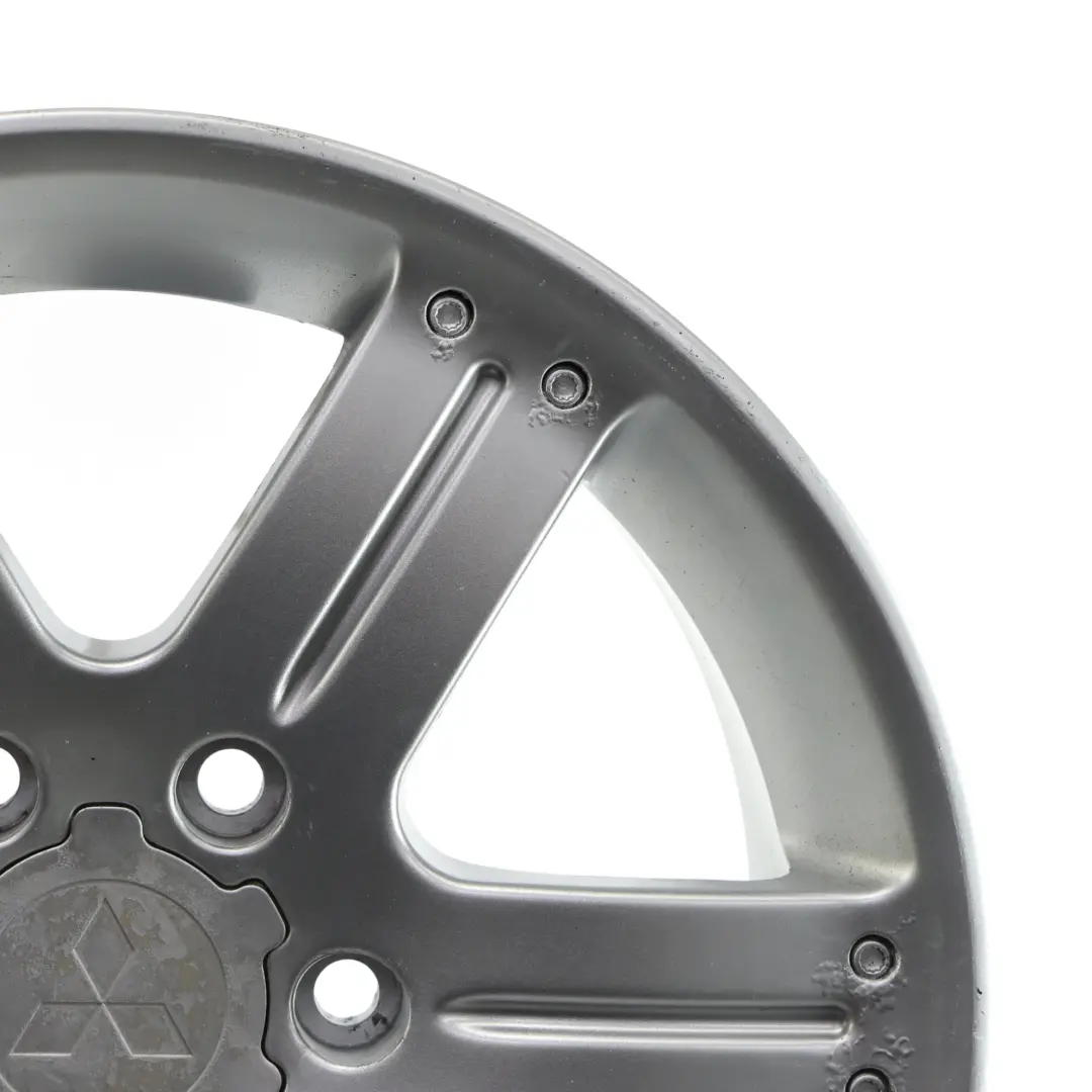 Alloy Wheel Rim 18" ET:46 8.5J to Mitsubishi Shogun Pajero Silver with Part number 16388546Z2 Mitsubishi Shogun Pajero Silver Alloy Wheel Rim 18" ET:46 8.5J - SKU 16388546Z2-2 - Part number 16388546Z2