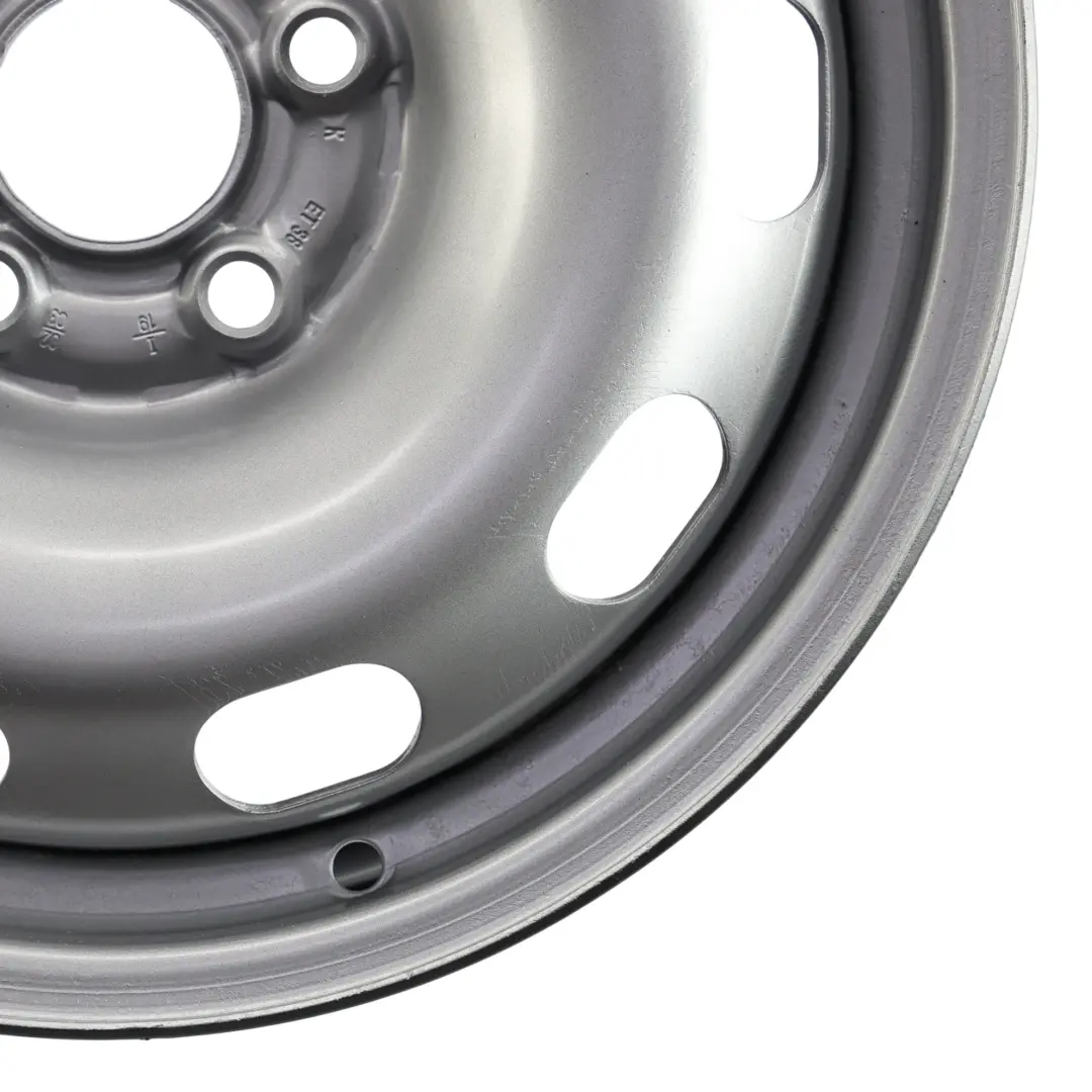 Mk4 IV Llanta De Acero Plateada 15'' 6J ET:38 para VW Volkswagen Golf con número de pieza 1J0601027Q VW Volkswagen Golf Mk4 IV Llanta De Acero Plateada 15'' 6J ET:38 - SKU 1J0601027Q - Número de pieza 1J0601027Q