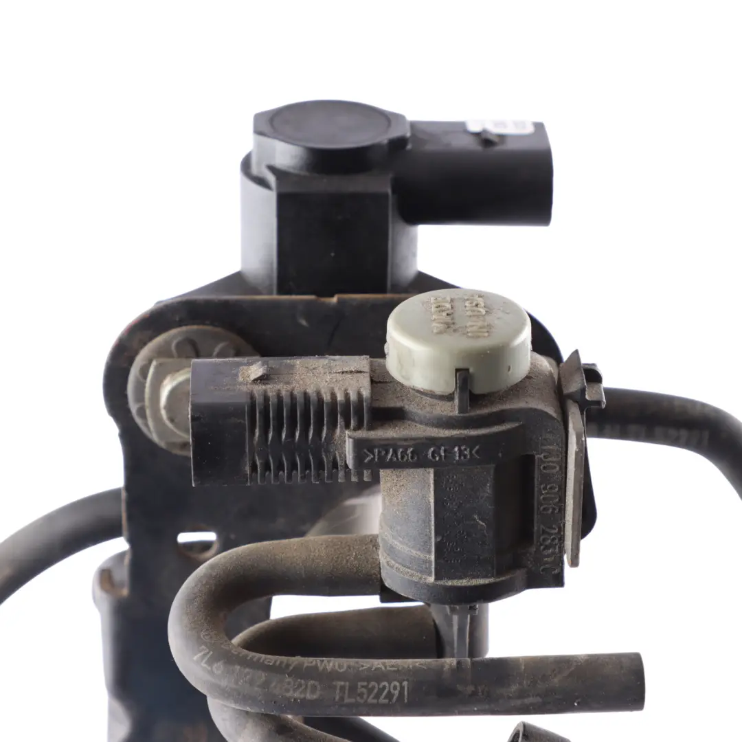 2.5TDI Turbo Boost Pressure Solenoid Valve to VW Audi Seat Skoda with Part number 1J0906627A VW Audi Seat Skoda 2.5TDI Turbo Boost Pressure Solenoid Valve - SKU 1J0906627A - Part number 1J0906627A