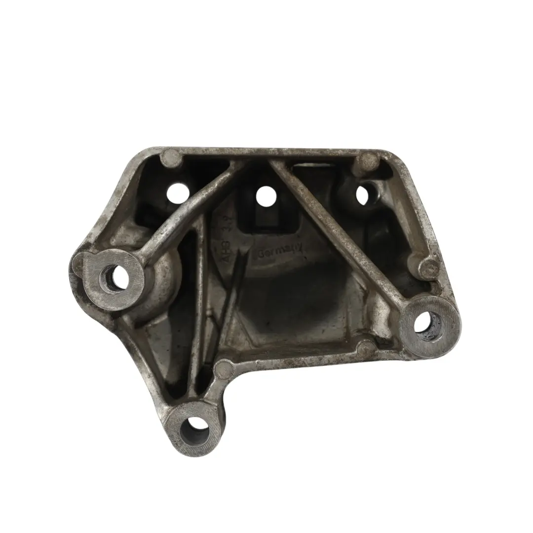 VW Scirocco 3 Supporto Supporto Cambio 1.4 TSI CAXA - SKU 1K0199117AH - Numero di parte 1K0199117AH