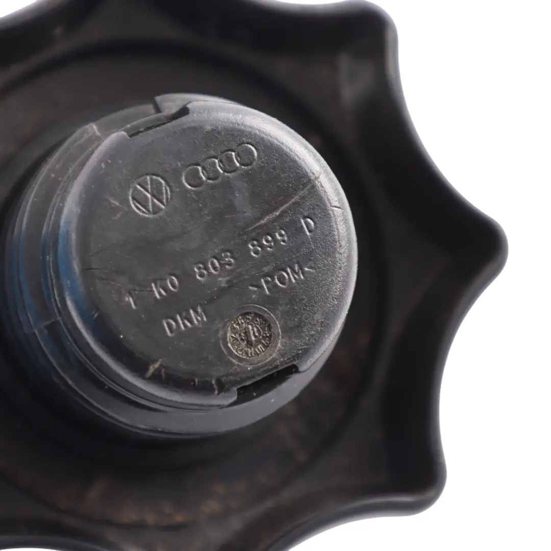 Śruba Mocująca Uchwyt Koła Zapasowego do Skoda Octavia II o numerze 1K0803899D Skoda Octavia II Śruba Mocująca Uchwyt Koła Zapasowego - SKU 1K0803899D-1 - Numer Części 1K0803899D