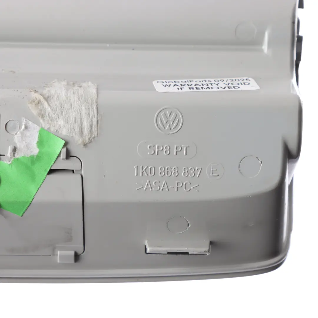 Mk5 1K Compartimento Para Gafas De Sol En El Techo para VW Volkswagen Golf con número de pieza 1K0868837 VW Volkswagen Golf Mk5 1K Compartimento Para Gafas De Sol En El Techo - SKU 1K0868837 - Número de pieza 1K0868837
