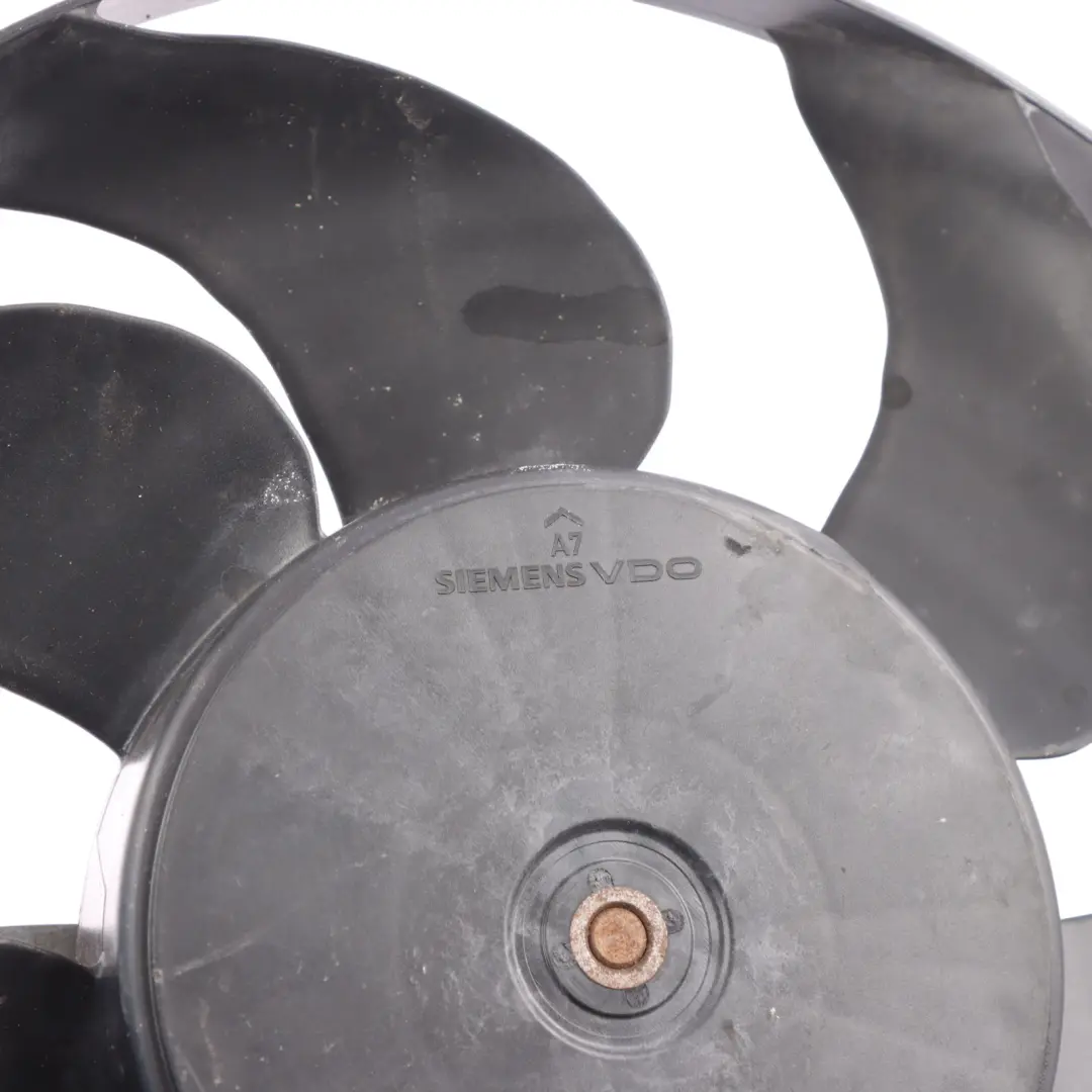 1P VW Golf Mk5 Engine Radiator Coolant Fan Motor 2 Pin to Seat Leon with Part number 1K0959455DG Seat Leon 1P VW Golf Mk5 Engine Radiator Coolant Fan Motor 2 Pin - SKU 1K0959455DG - Part number 1K0959455DG