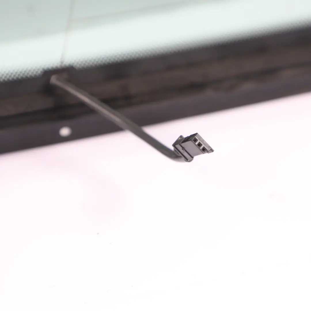 Mk3 Rear Quater Side Window AS2 Panel Right O/S to VW Scirocco with Part number 1K8845042AF VW Scirocco Mk3 Rear Quater Side Window AS2 Panel Right O/S - SKU 1K8845042AF - Part number 1K8845042AF