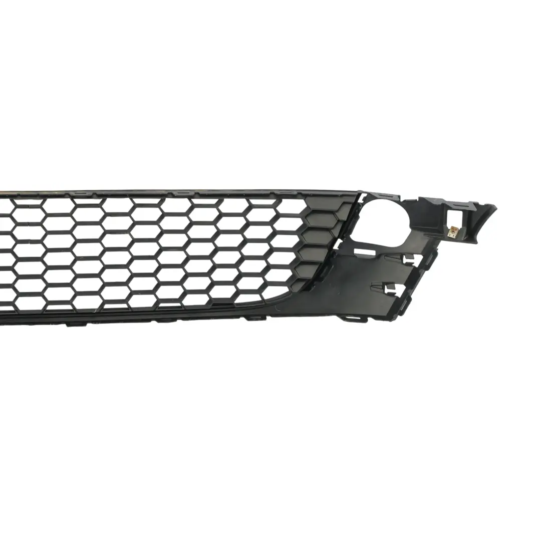 Frontstoßstange Mitte Unterer Kühlergrill Gitterplatte für VW Scirocco 3 mit Teilenummer 1K8853677 VW Scirocco 3 Frontstoßstange Mitte Unterer Kühlergrill Gitterplatte - SKU 1K8853677 - Teilenummer 1K8853677
