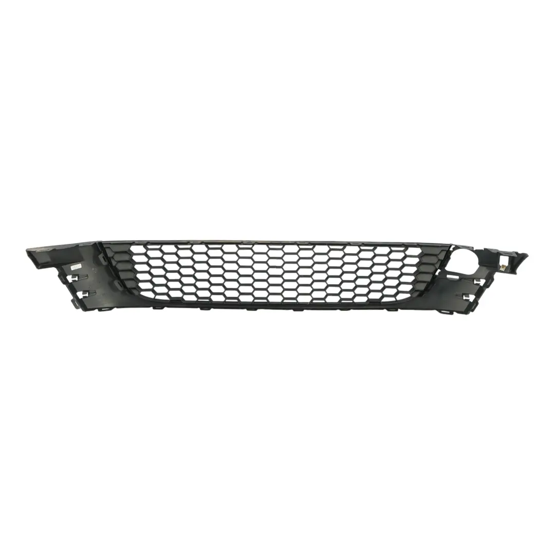 Frontstoßstange Mitte Unterer Kühlergrill Gitterplatte für VW Scirocco 3 mit Teilenummer 1K8853677 VW Scirocco 3 Frontstoßstange Mitte Unterer Kühlergrill Gitterplatte - SKU 1K8853677 - Teilenummer 1K8853677