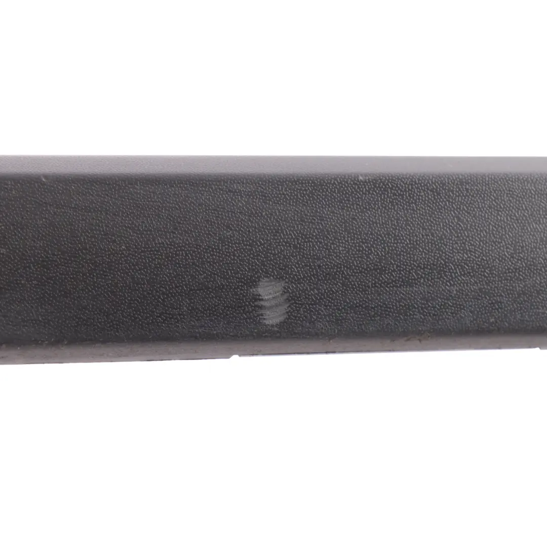 Volkswagen Scirocco III Fronttürverkleidung Untere Leiste Links Satin Schwarz - SKU 1K8854939 - Teilenummer 1K8854939