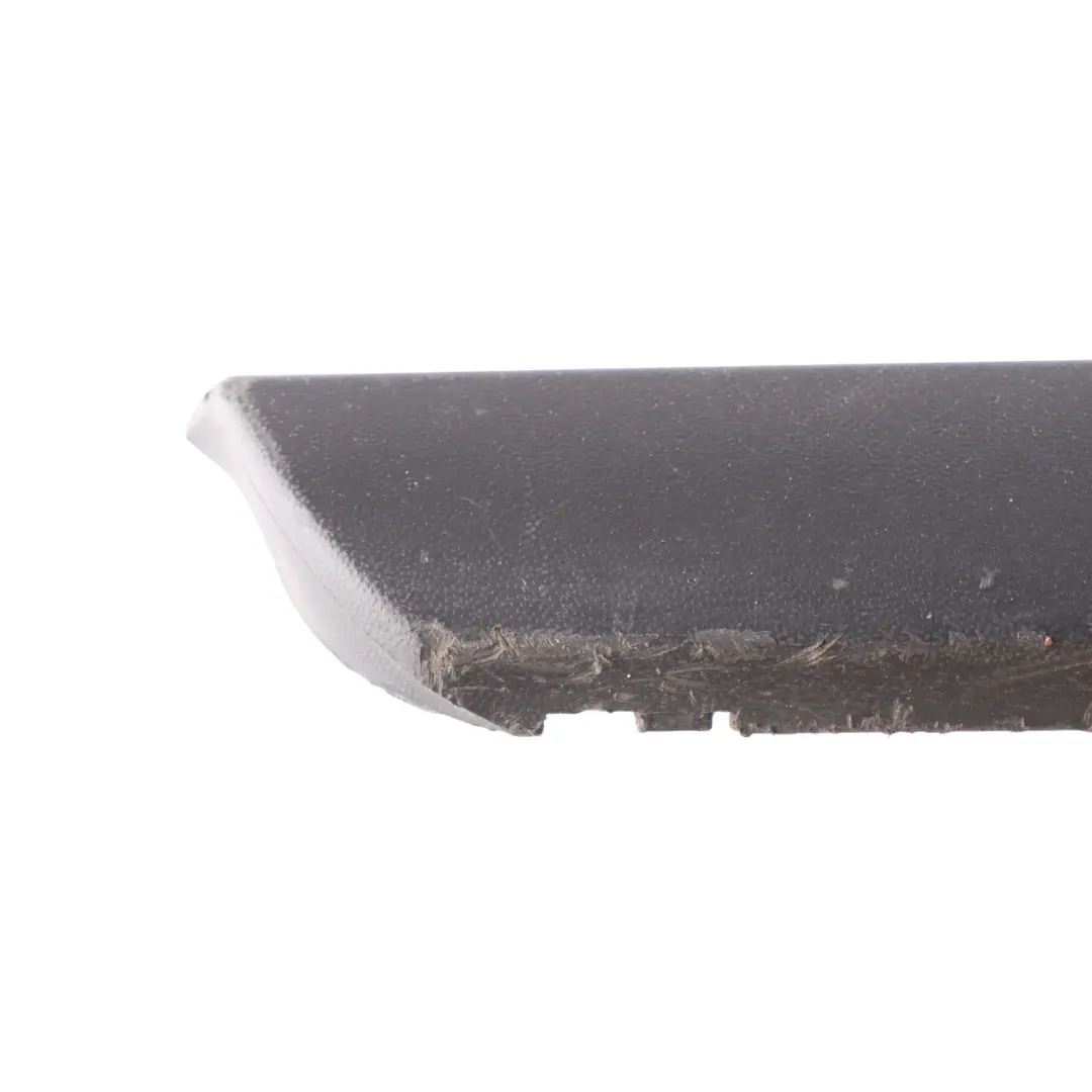 Vordere Tür Verkleidung Untere Leiste Rechts Schwarz für Volkswagen Scirocco III mit Teilenummer 1K8854940 Volkswagen Scirocco III Vordere Tür Verkleidung Untere Leiste Rechts Schwarz - SKU 1K8854940 - Teilenummer 1K8854940