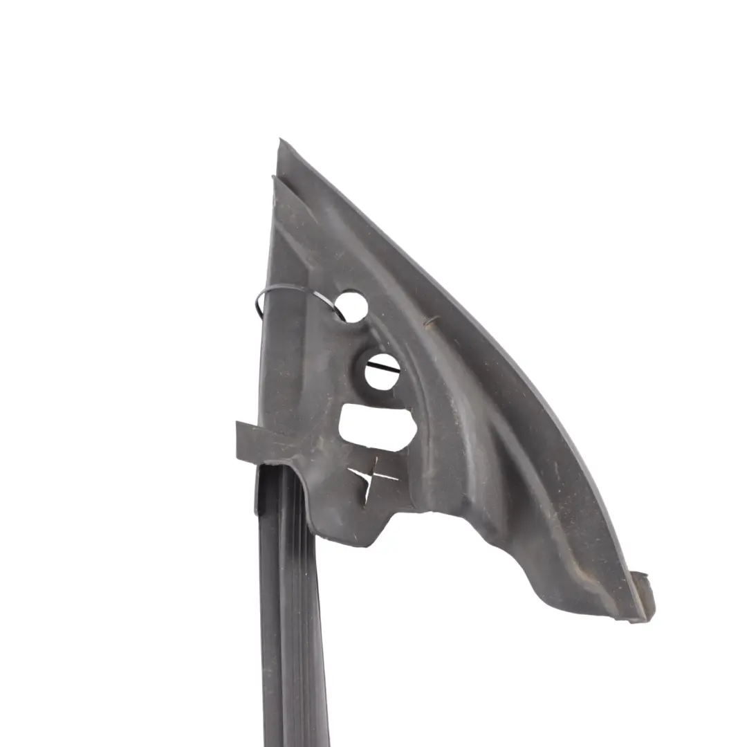 Mk3 Guarnizione Specchio Anteriore Porta Sinistra per Volkswagen Scirocco con numero di parte 1K8857505C Volkswagen Scirocco Mk3 Guarnizione Specchio Anteriore Porta Sinistra - SKU 1K8857505C - Numero di parte 1K8857505C