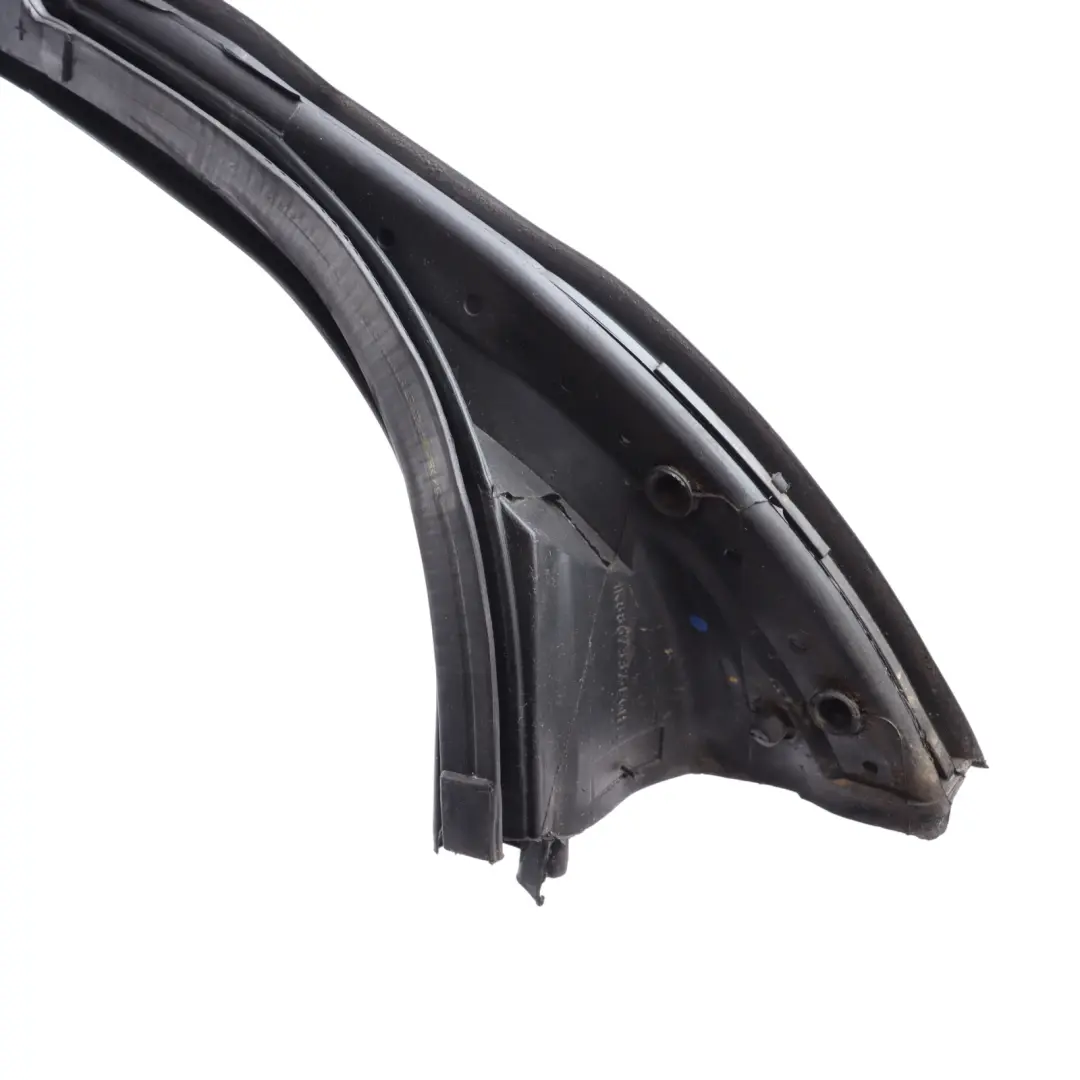 Volkswagen Scirocco Mk3 Puerta Delantera Guía Ventana Junta Izquierda - SKU 1K8867337J - Número de pieza 1K8867337J