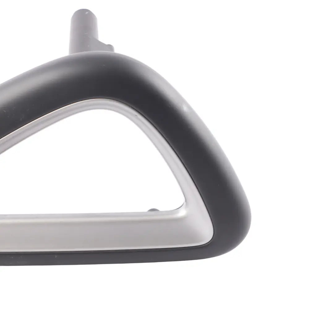 Mk3 Scheda Porta Maniglia Destra 1K8868393A per Volkswagen VW Scirocco con numero di parte 1K8867179A Volkswagen VW Scirocco Mk3 Scheda Porta Maniglia Destra 1K8868393A - SKU 1K8867179A - Numero di parte 1K8867179A