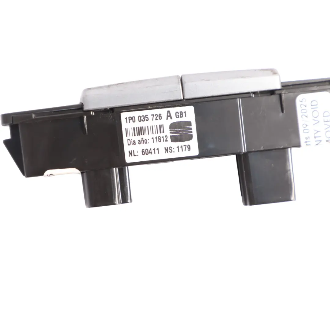 Mk2 1P USB AUX Port Buchse Anschluss Media Adapter für Seat Leon mit Teilenummer 1P0035726A Seat Leon Mk2 1P USB AUX Port Buchse Anschluss Media Adapter - SKU 1P0035726A-1 - Teilenummer 1P0035726A