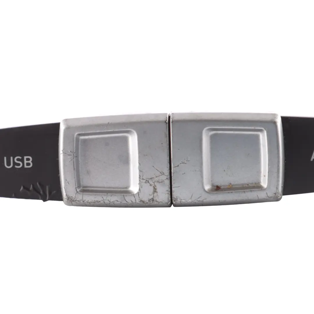 Seat Leon Mk2 1P USB AUX Port Socket Connection Media Adapter - SKU 1P0035726A - Part number 1P0035726A