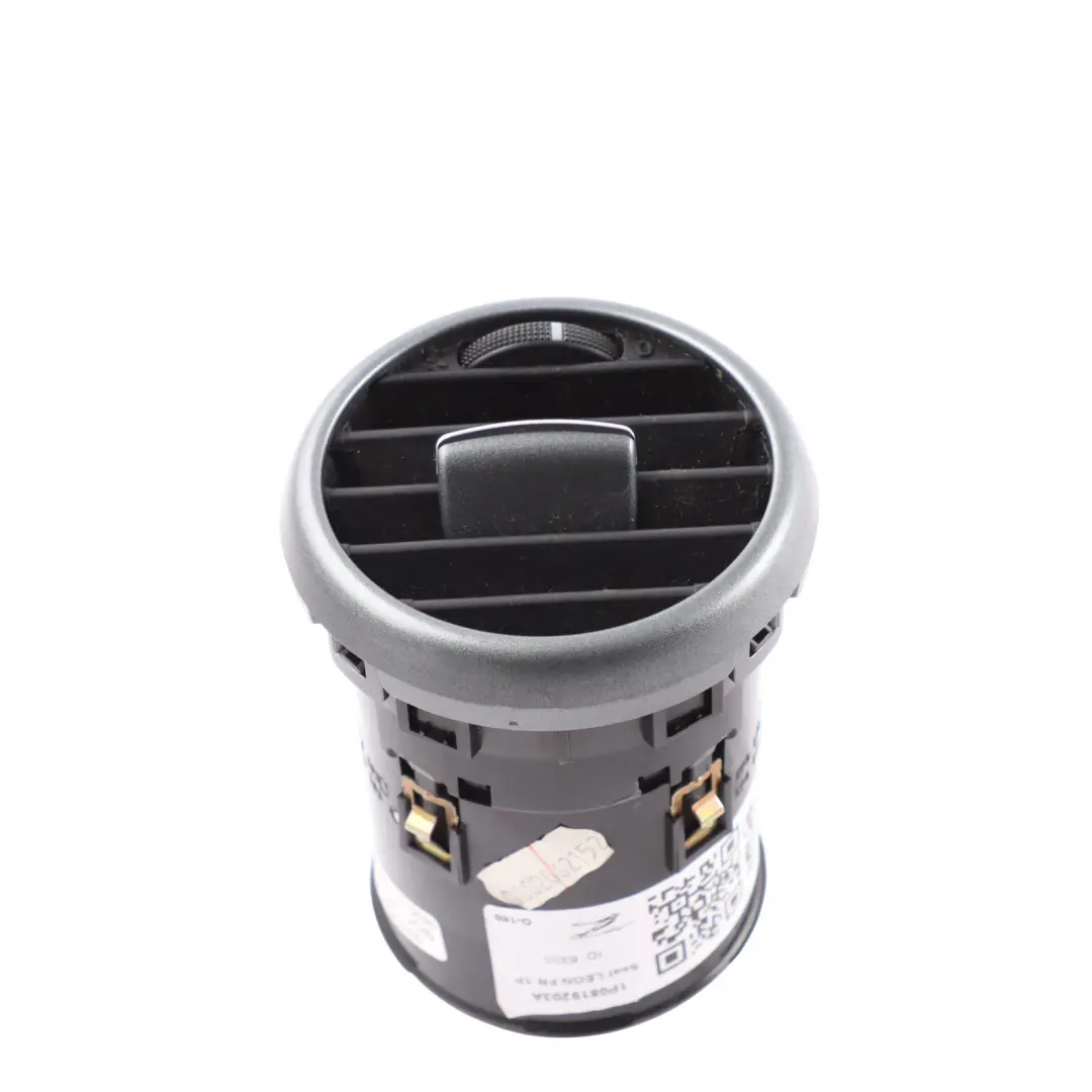 MK2 1P Garniture Ventilation Tableau Bord Avant Gauche pour Seat Leon à propos du numéro de pièce 1P0819203A Seat Leon MK2 1P Garniture Ventilation Tableau Bord Avant Gauche - SKU 1P0819203A - Numéro de pièce 1P0819203A