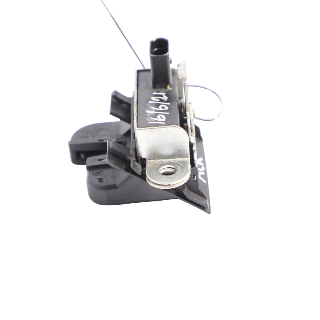 Mk2 1P VW Golf Mk6 Tailgate Boot Lock Latch Catch Actuator 1P0827505A to Seat Leon with Part number 1P0827505D Seat Leon Mk2 1P VW Golf Mk6 Tailgate Boot Lock Latch Catch Actuator 1P0827505A - SKU 1P0827505D - Part number 1P0827505D