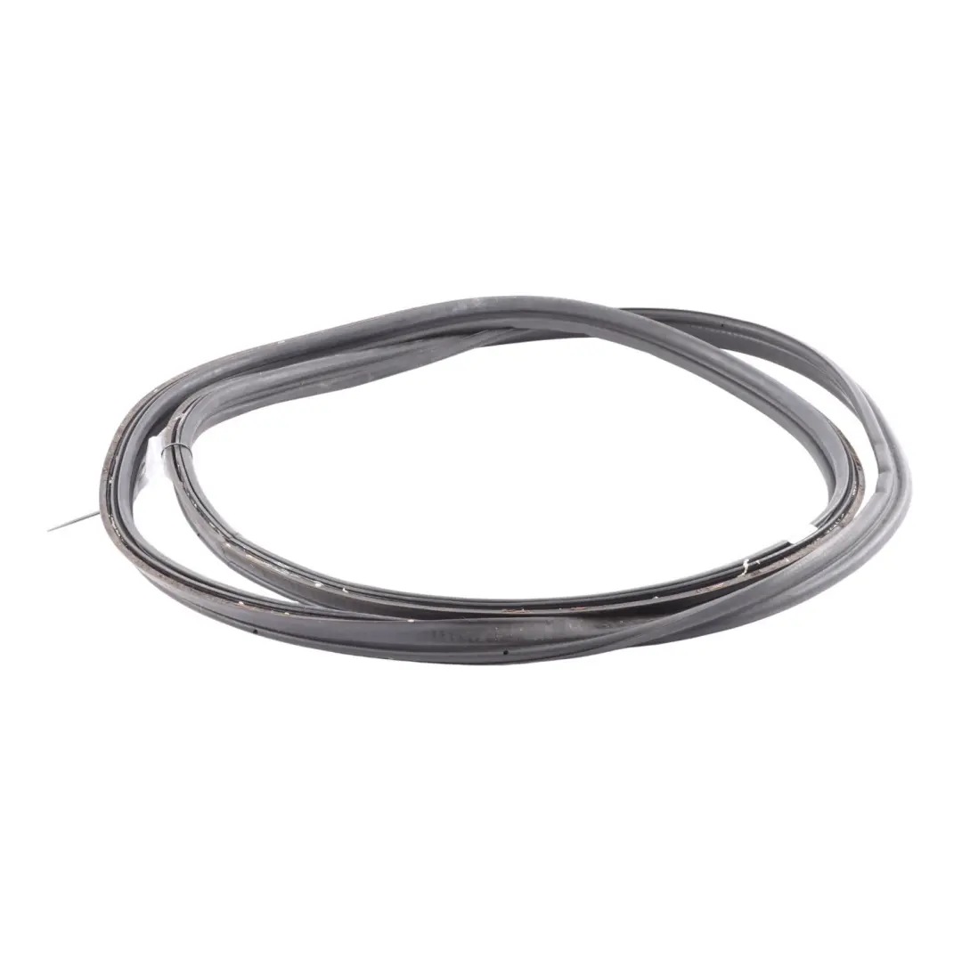 Mk2 1P Tailgate Boot Trunk Sealing Gasket Rubber to Seat Leon with Part number 1P0827705E Seat Leon Mk2 1P Tailgate Boot Trunk Sealing Gasket Rubber - SKU 1P0827705E - Part number 1P0827705E