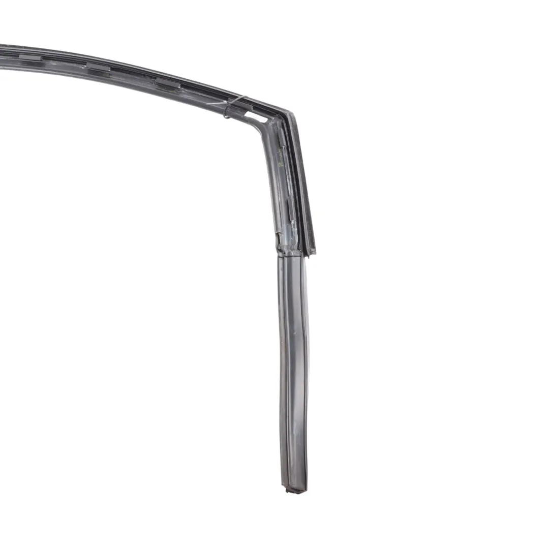 Seat Leon FR 1P Joint Guide Vitre De Porte Avant Gauche - SKU 1P0837431A - Numéro de pièce 1P0837431A