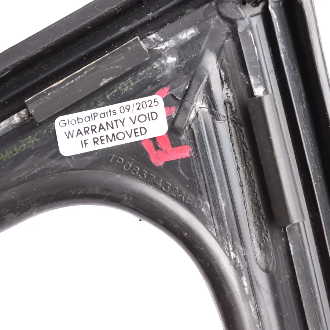Seat Leon FR 1P Door Window Guide Seal Front Right O/S - SKU 1P0837432A - Part number 1P0837432A