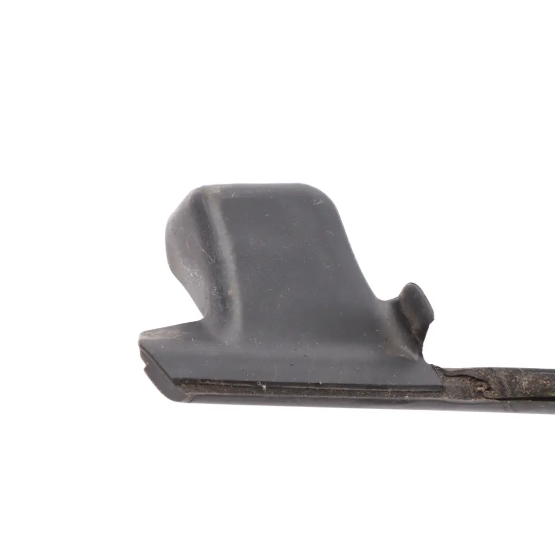 Seat Leon FR 1P Door Window Seal Strip Channel Outer Front Left N/S - SKU 1P0837477E - Part number 1P0837477E