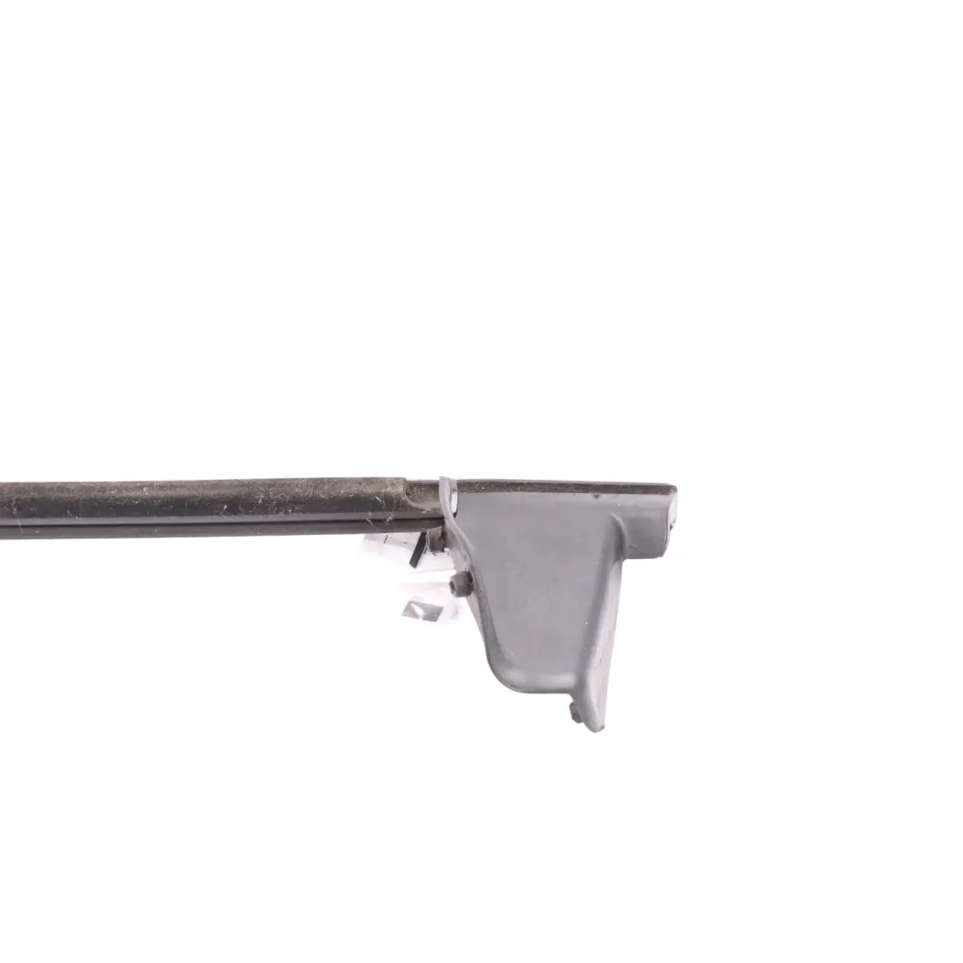 1P Striscia Guarnizione Porta Posteriore Destro per Seat Leon FR con numero di parte 1P0837478E Seat Leon FR 1P Striscia Guarnizione Porta Posteriore Destro - SKU 1P0837478E - Numero di parte 1P0837478E