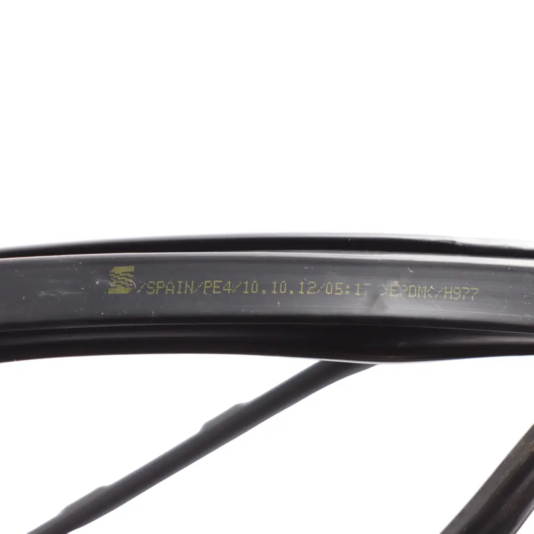 Seat Leon FR 1P Door Window Guide Seal Rear Right O/S - SKU 1P0839432B - Part number 1P0839432B