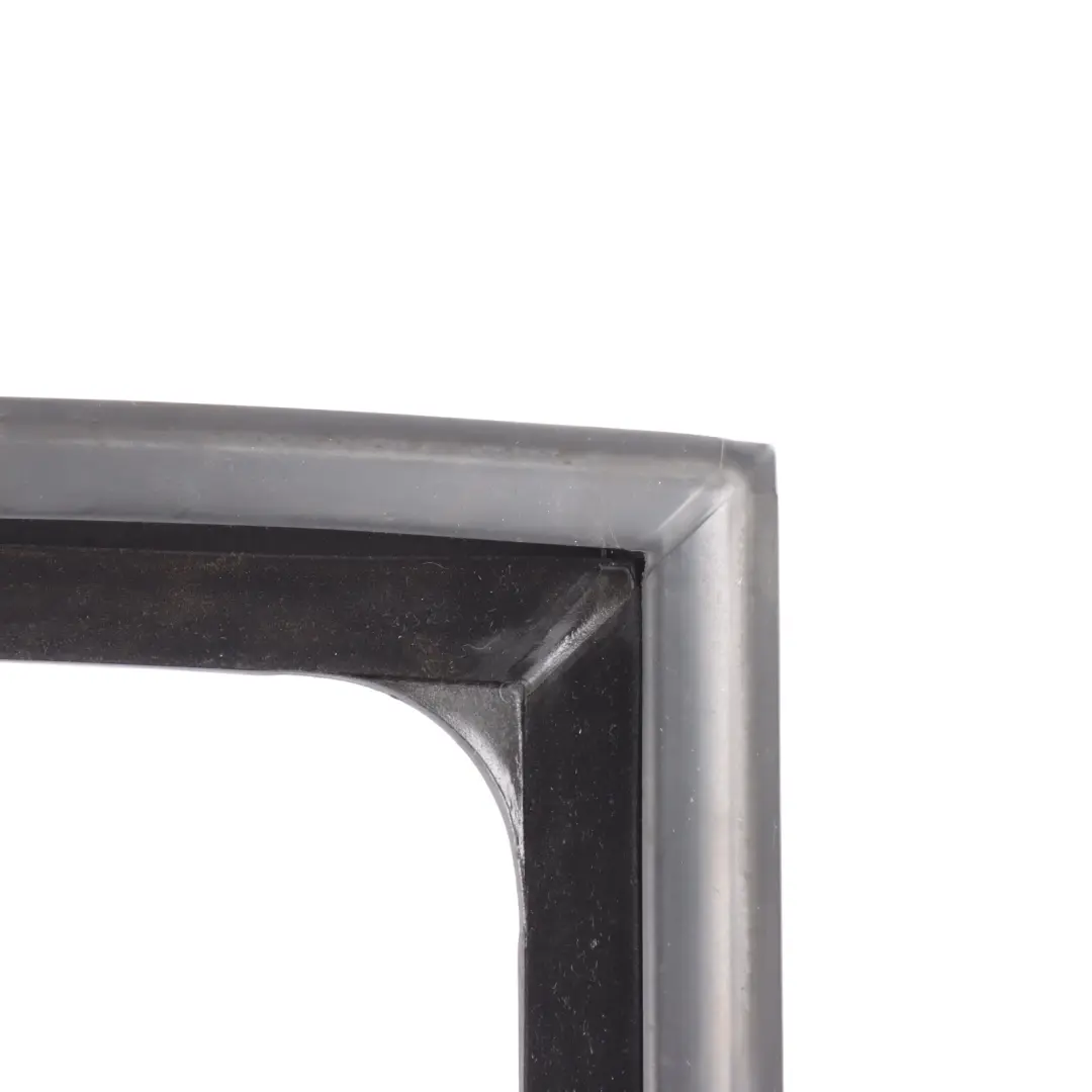 Seat Leon FR 1P Joint De Guide De Vitre De Porte Arrière Droite - SKU 1P0839432B - Numéro de pièce 1P0839432B