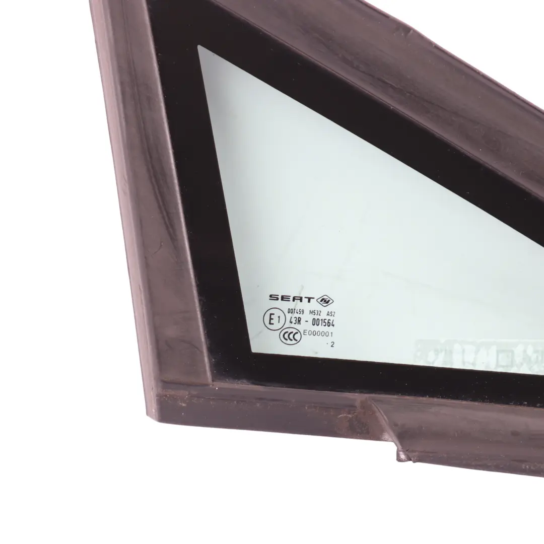 1P Front Quarter Fixed Side Window Glass Right O/S 1P0845412 to Seat Leon with Part number 1P0845412B Seat Leon 1P Front Quarter Fixed Side Window Glass Right O/S 1P0845412 - SKU 1P0845412B - Part number 1P0845412B