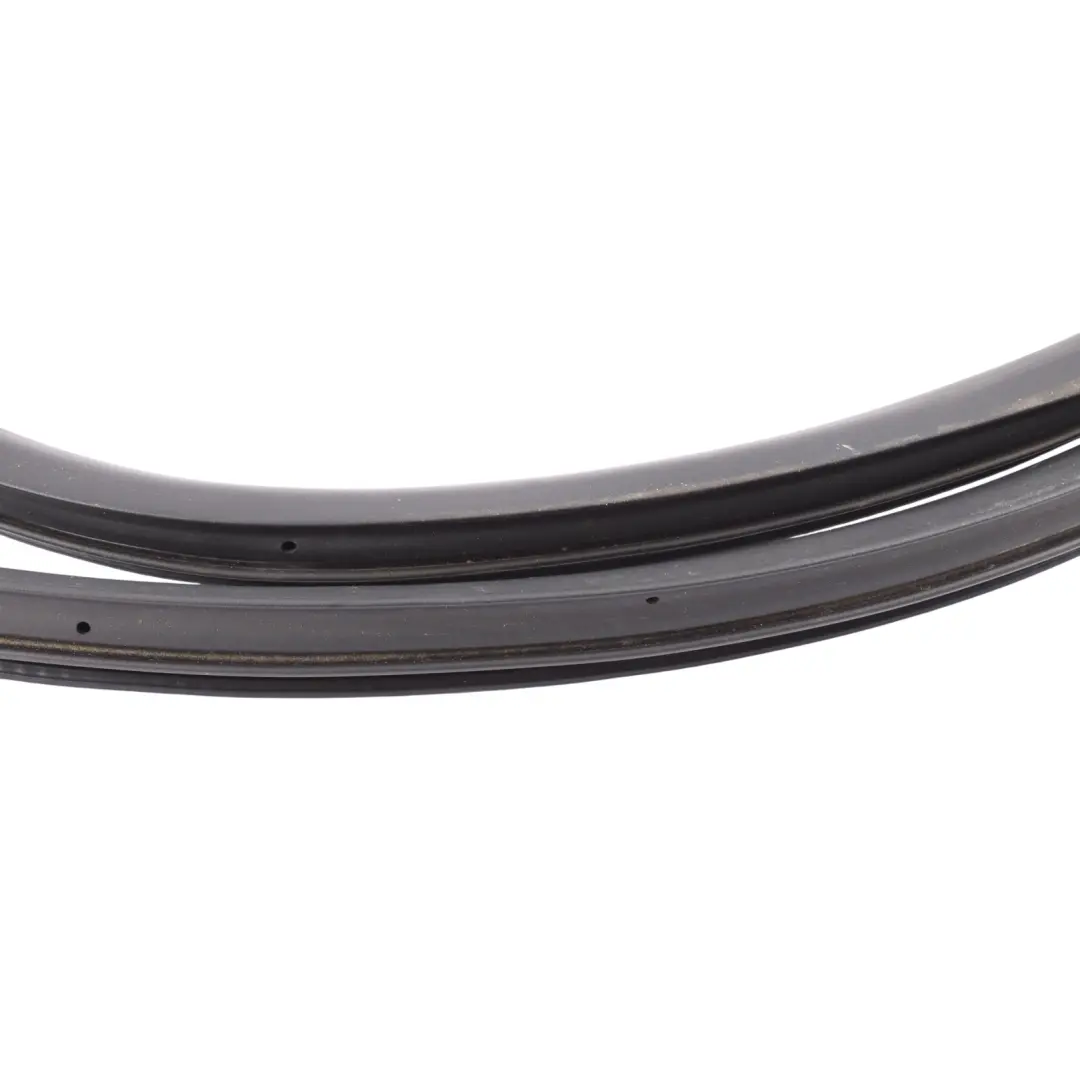 Seat Leon Mk2 1P Joint De Porte Arrière Caoutchouc Gauche - SKU 1P0867367C - Numéro de pièce 1P0867367C