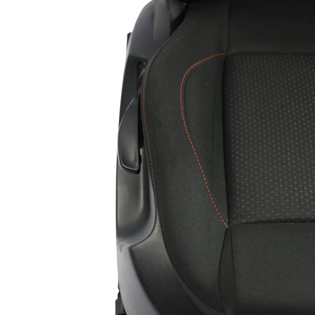 Mk2 1P 5D Asiento Delantero Derecho Tela Paño Negro Puntada Roja para Seat Leon con número de pieza 1P0881806CM Seat Leon Mk2 1P 5D Asiento Delantero Derecho Tela Paño Negro Puntada Roja - SKU 1P0881806CM - Número de pieza 1P0881806CM