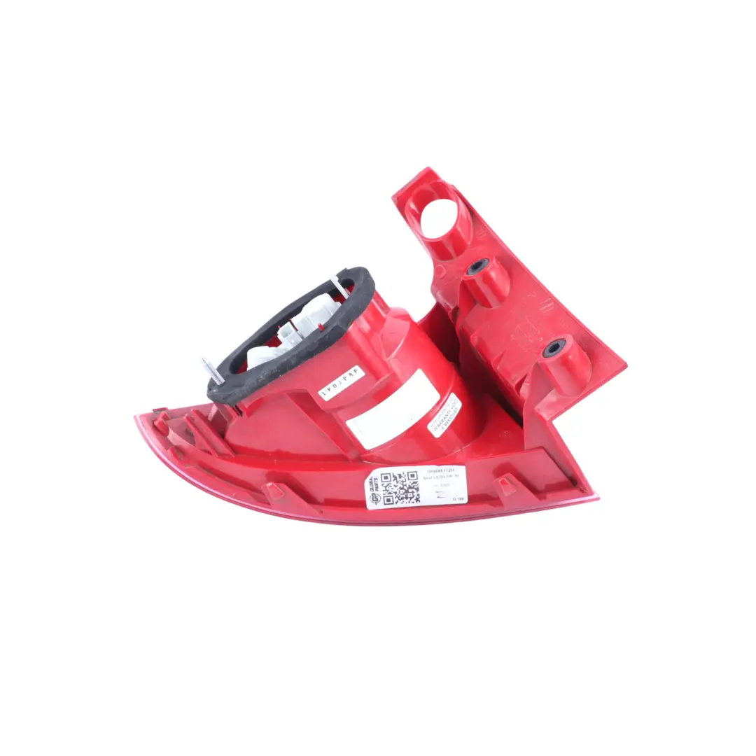 Seat Leon 1P Rear Tail Light Lamp Outer Side Right O/S - SKU 1P0945112H - Part number 1P0945112H