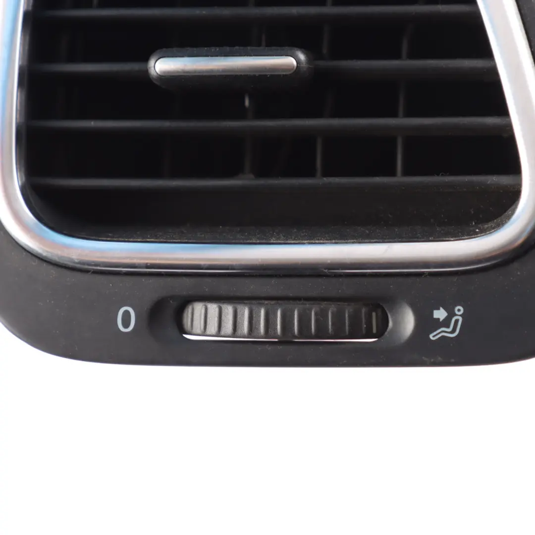 Volkswagen Scirocco Mk3 Dashboard Air Vent Grille Right O/S Nozzle - SKU 1Q0819704K - Part number 1Q0819704K