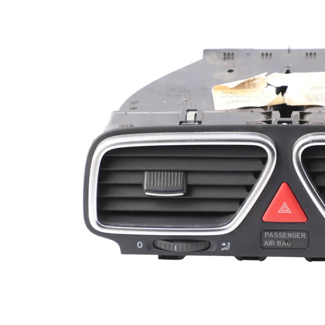 Mk3 Rejilla Ventilación Salpicadero Tobera para Volkswagen Scirocco con número de pieza 1Q0819735C Volkswagen Scirocco Mk3 Rejilla Ventilación Salpicadero Tobera - SKU 1Q0819728L - Número de pieza 1Q0819735C